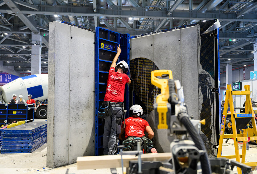 Julian Gintner und Michael Pomassl bei den WorldSkills 2026 in Shanghai