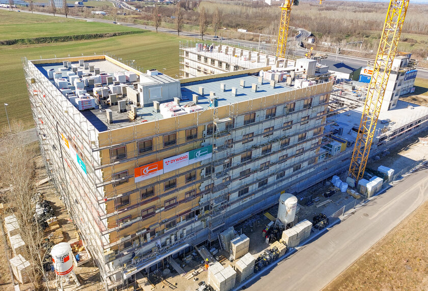 Aufnahme des Flughafen Hotels Schwechat in der Bauphase