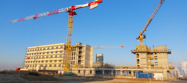 Aufnahme des Flughafen Hotels Schwechat in der Bauphase